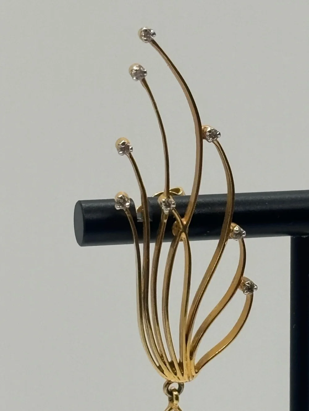 14 KT Yellow Gold Diamond Earrings - Picture 5 of 10
